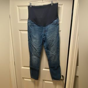 LILA RYAN Maternity jeans size 29